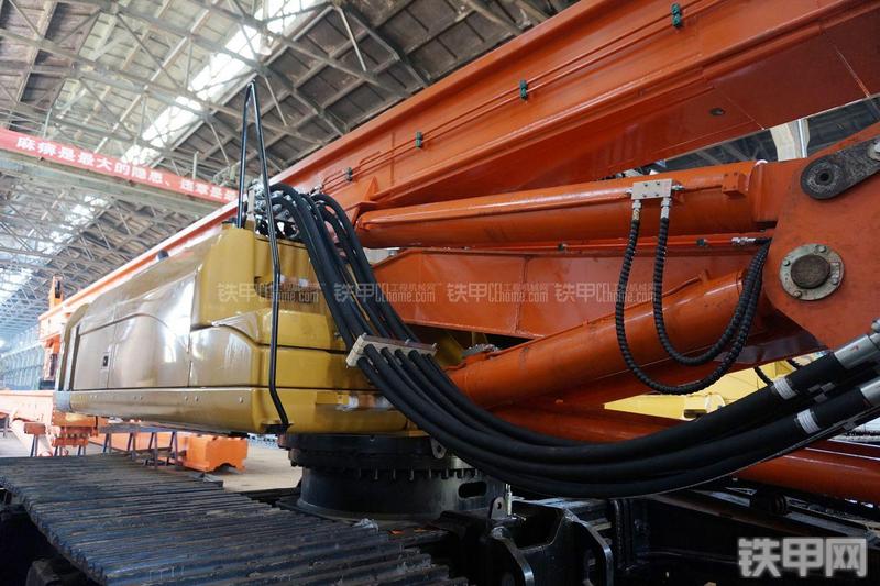 恒天九五JVR280D旋挖钻局部