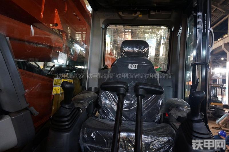 恒天九五JVR280D旋挖钻局部