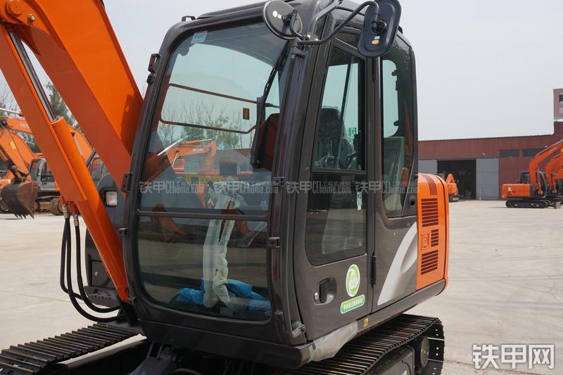 日立ZX60-5A挖掘机局部