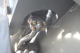 英轩重工YX635装载机展会( )