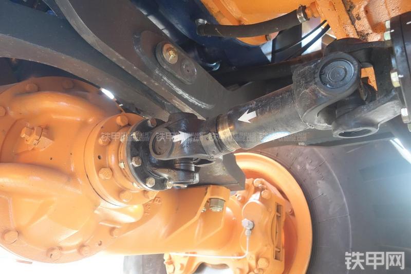 英轩重工YX656装载机展会( )