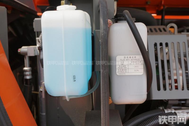 日立ZX60-5A挖掘机局部