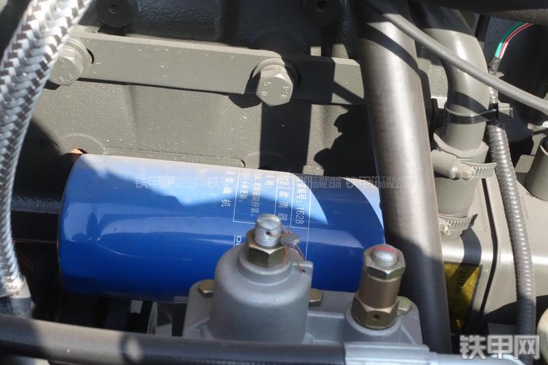 英轩重工YX636装载机展会( )