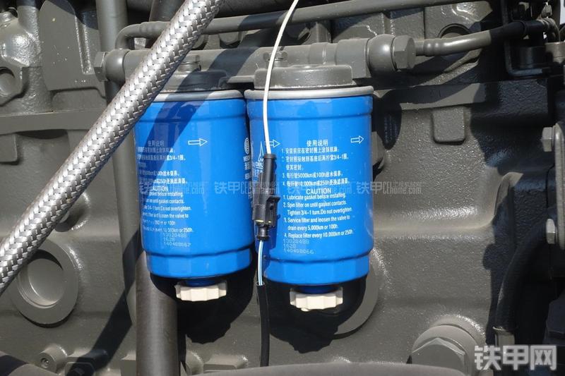 英轩重工YX636装载机展会( )