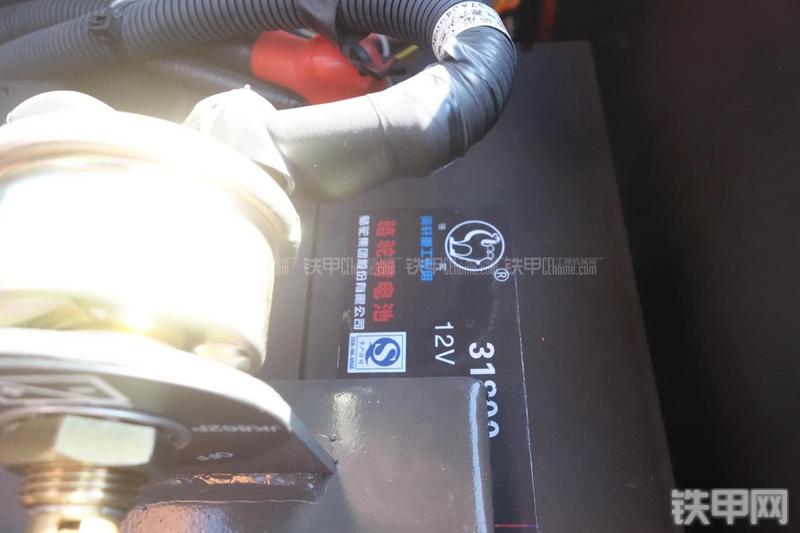 英轩重工YX636装载机展会( )