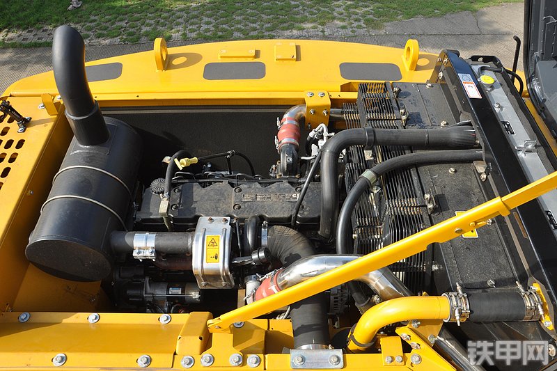 柳工CLG933E挖掘机局部