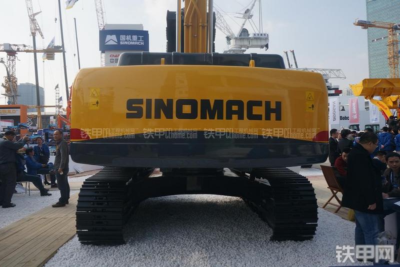 国机重工GE380H挖掘机整机外观