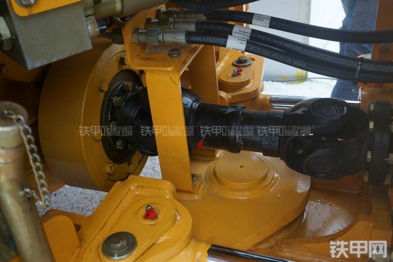 现代HL850S装载机局部