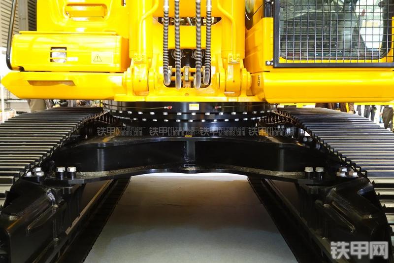 龙工LG6485H挖掘机局部