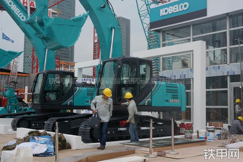 神钢SK250-10挖掘机整机外观