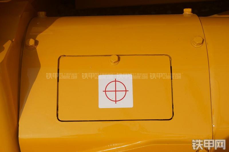 国机重工D320E推土机局部