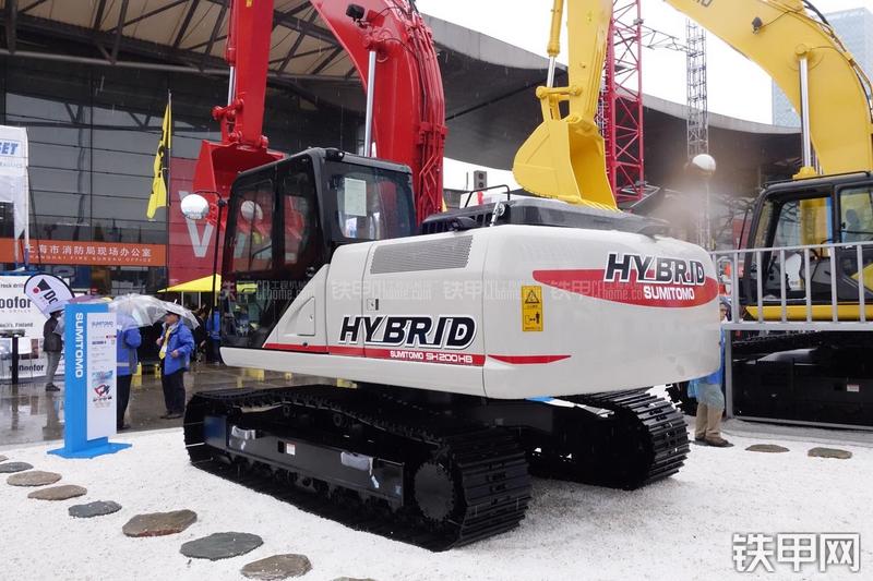 住友SH200HB-6挖掘机整机外观