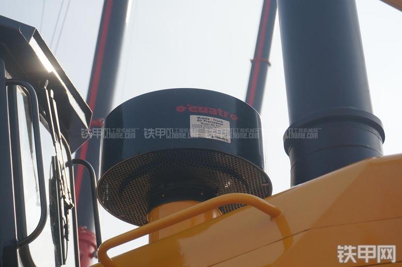 国机重工D320E推土机局部