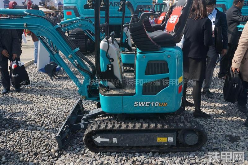 山河智能SWE10UB挖掘机整机外观