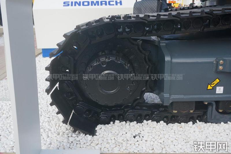 国机重工GE380H挖掘机局部