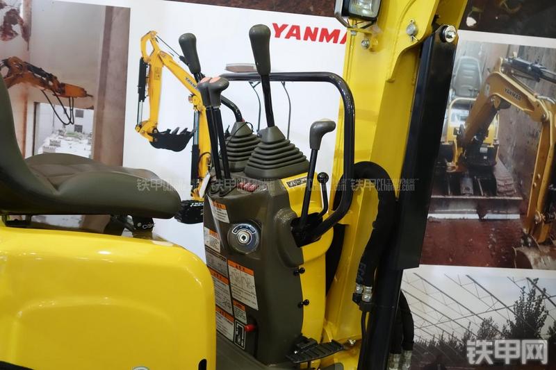 洋马sv08挖掘机局部