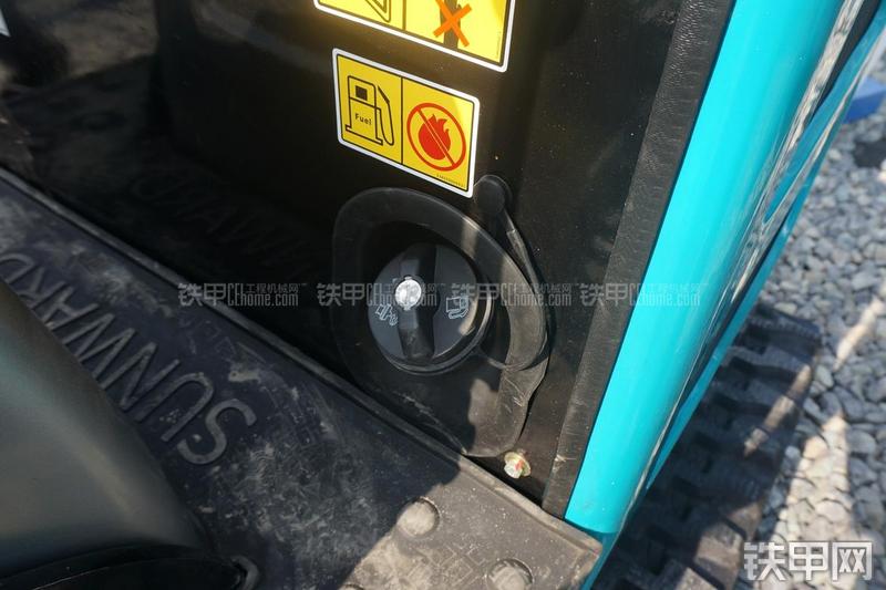 山河智能SWE10UB挖掘机局部