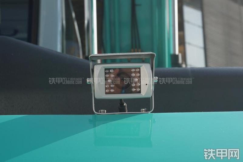 石川岛IHI-135NS挖掘机局部