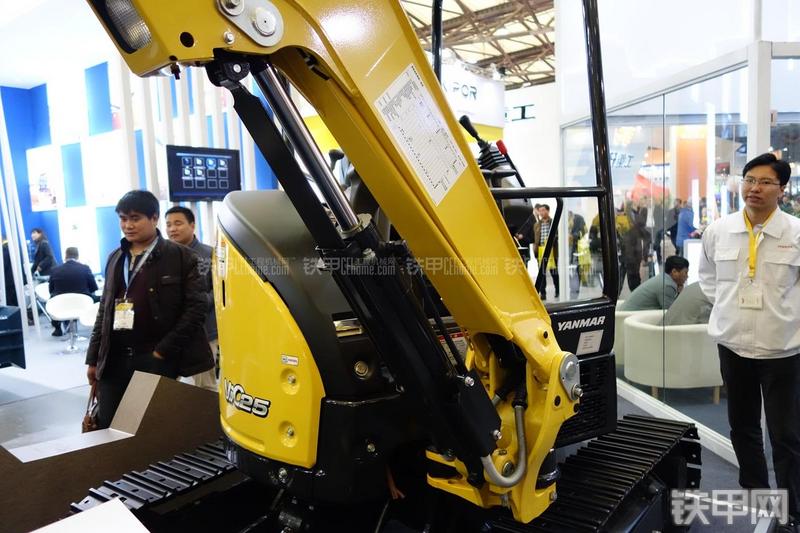 洋马vio25挖掘机局部