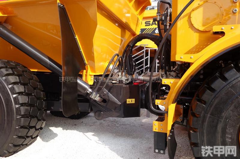 三一重工SAT40非公路自卸车局部