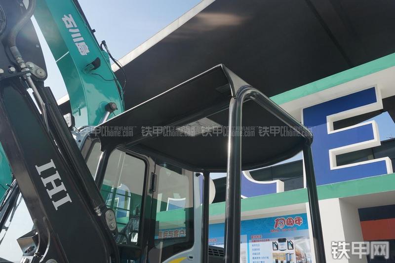 石川岛IHI-18VX挖掘机局部