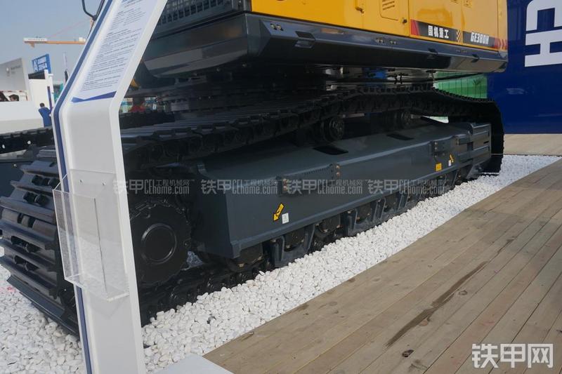 国机重工GE380H挖掘机局部