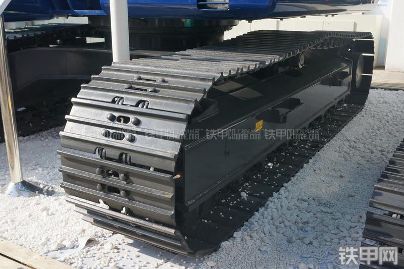 石川岛IHI-135NS挖掘机局部