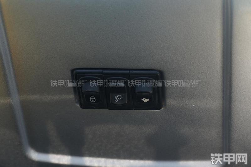 山河智能SWE10UB挖掘机局部