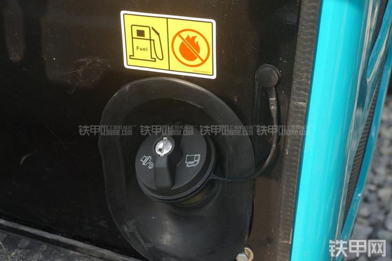 山河智能SWE08B挖掘机局部