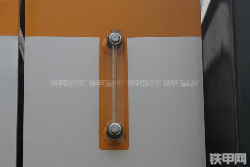 现代HL830S装载机局部