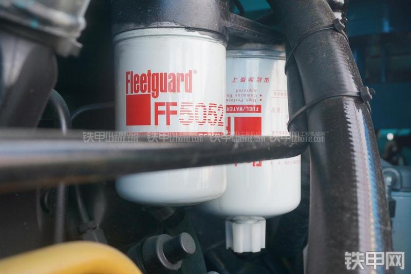 山河智能SL38W装载机局部