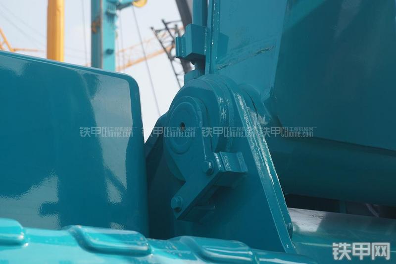 山河智能SWE350ES挖掘机局部