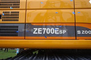 中联重科ZE700ESP挖掘机局部