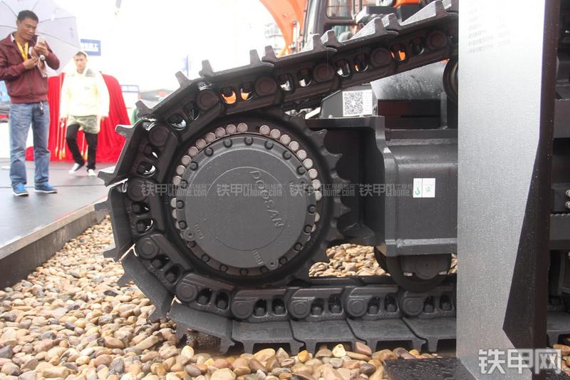 迪万伦DX500LC-9C挖掘机局部