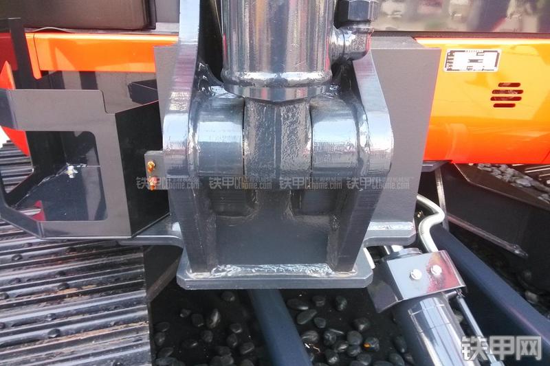 久保田KX155-5挖掘机局部