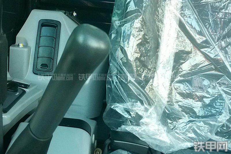 久保田KX155-5挖掘机局部