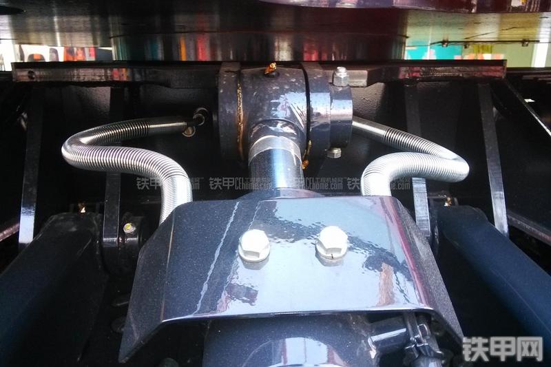 久保田KX155-5挖掘机局部