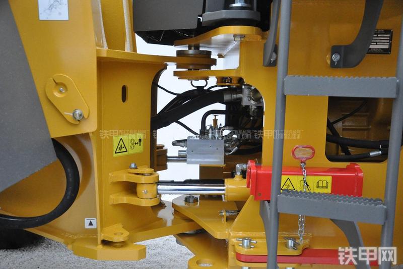 约翰迪尔WL53装载机局部