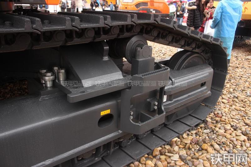 迪万伦DX500LC-9C挖掘机局部