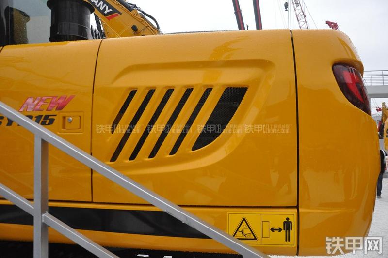 三一重工SY215C-9挖掘机局部