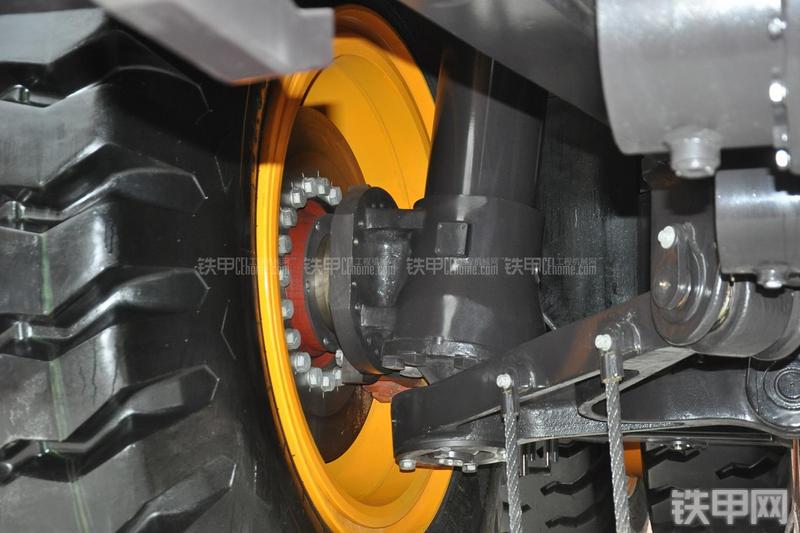 三一重工SRT95C非公路自卸车局部