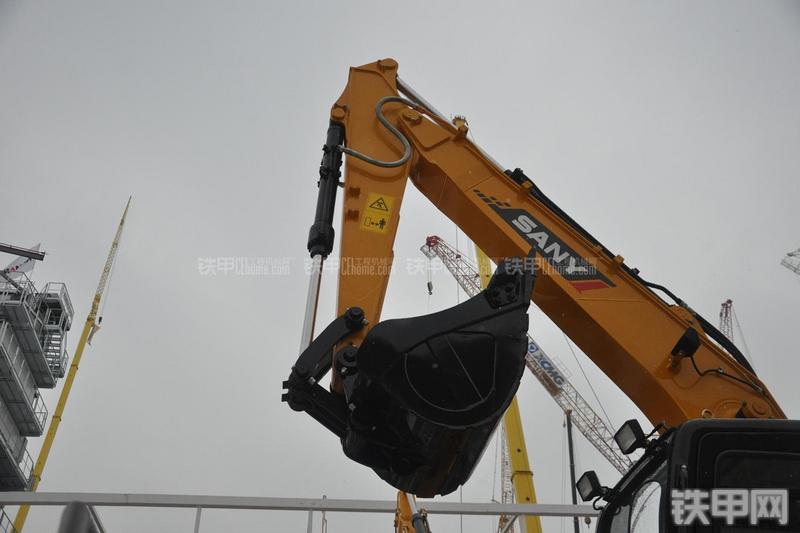三一重工SY150W-9挖掘机局部