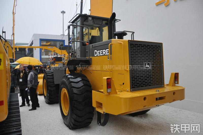 约翰迪尔WL53装载机整机外观