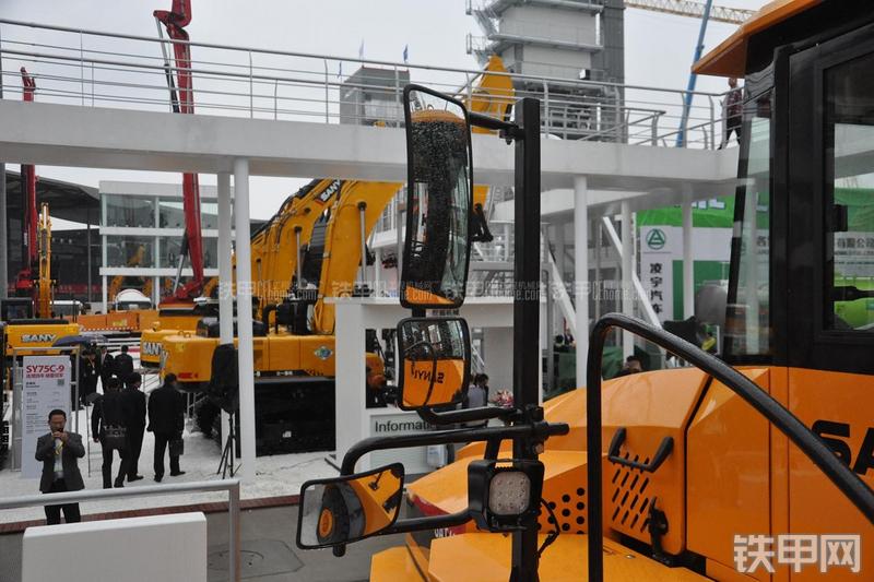 三一重工SAT40非公路自卸车局部