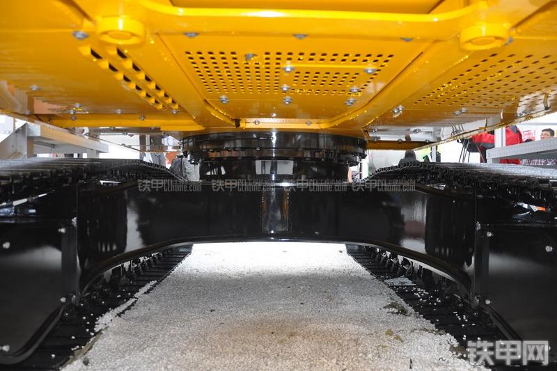 三一重工SY215C-9挖掘机局部