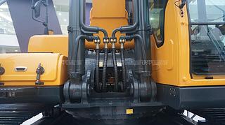 现代R485LC-9V挖掘机局部