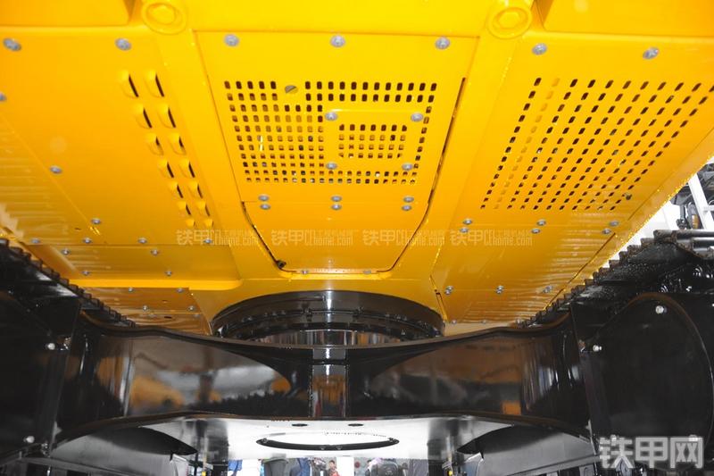 三一重工SY215C-9挖掘机局部