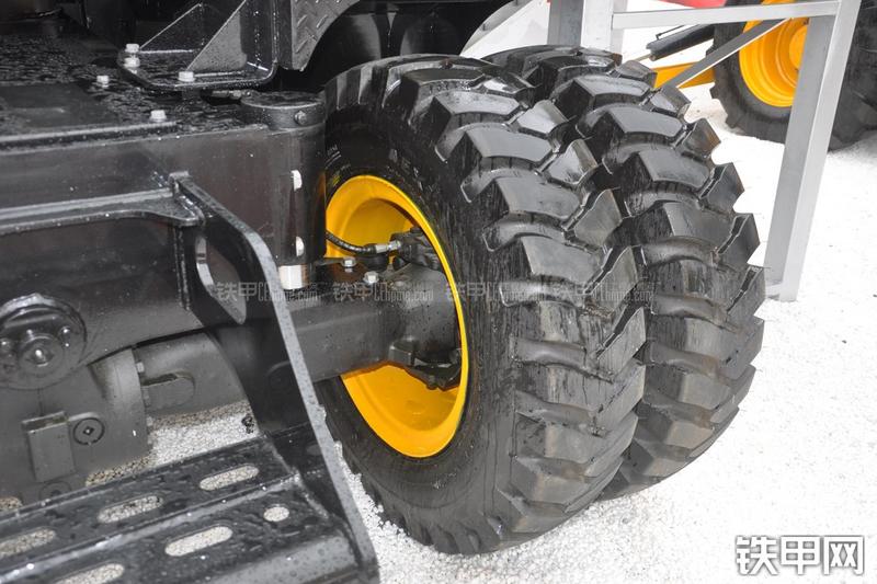 三一重工SY150W-9挖掘机局部