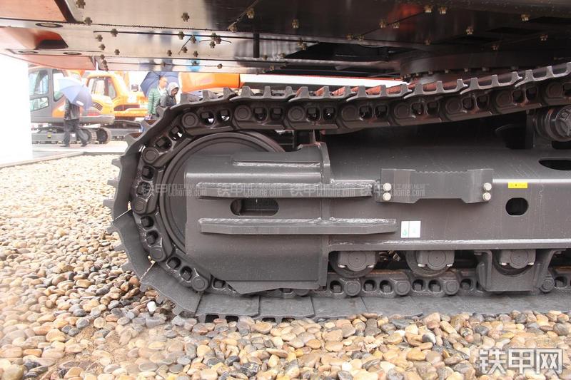 迪万伦DX340LC-9C挖掘机局部