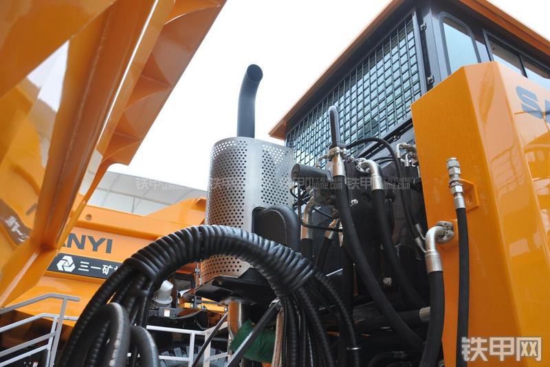 三一重工SAT40非公路自卸车局部